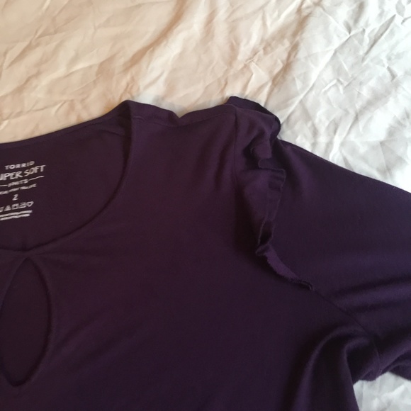 Purple Ruffles Keyhole Neck - Picture 3 of 4